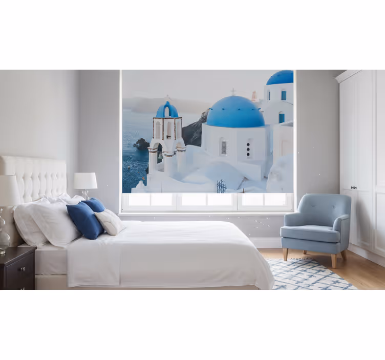 Roleta do sypialni domy santorini w bieli i błękicie - TenStickers