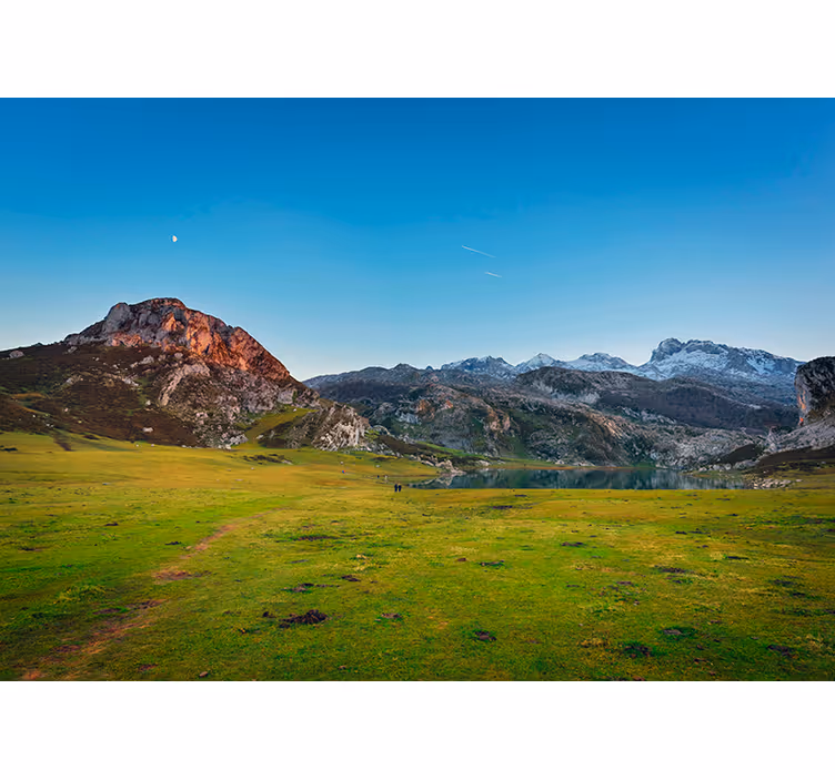 Fototapeta góry Picos de Europa - TenStickers