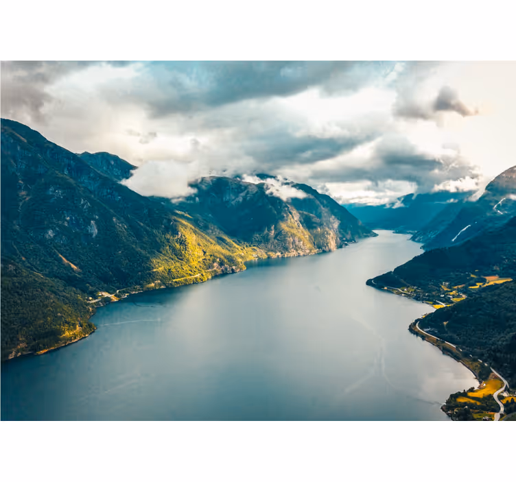 Fototapeta góry widok na fiord latem - TenStickers