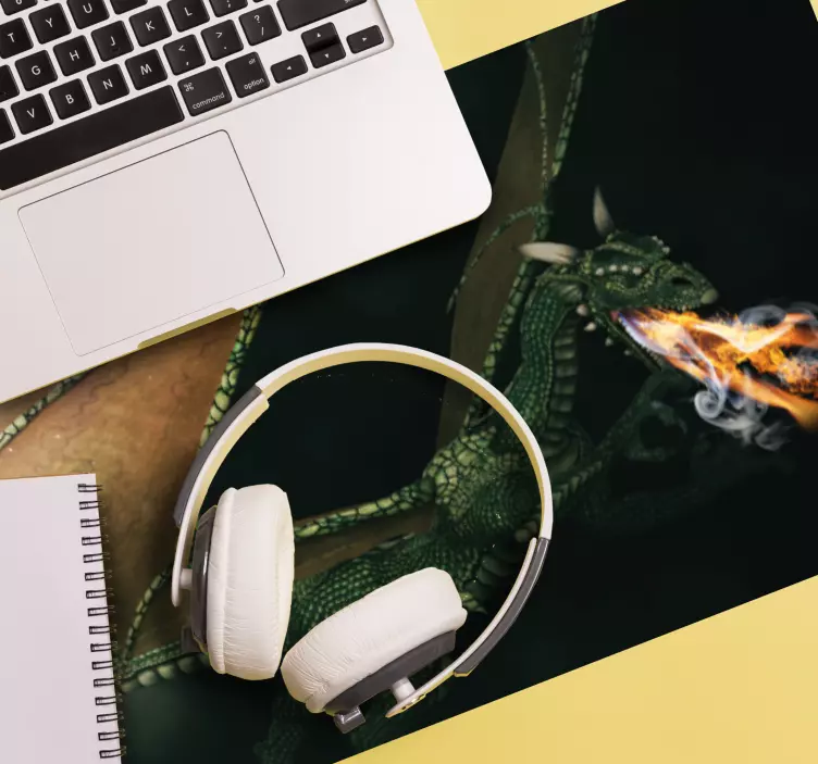 Podkładka pod mysz gamingowa bitwa z ferocznym smokiem - TenStickers