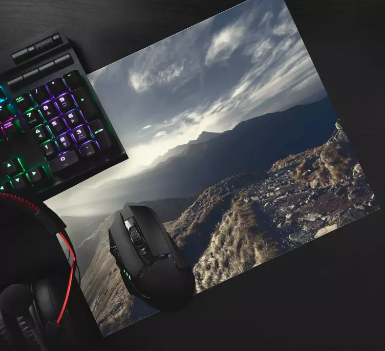 Podkładka pod mysz mapa świata widok górzystego terenu - TenStickers