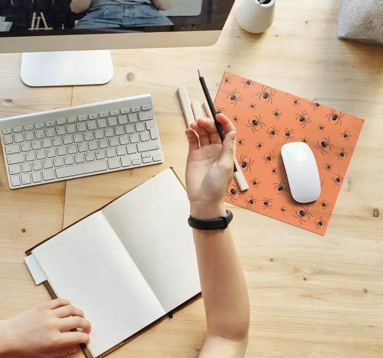 Podkładka pod myszkę Przerażający czarny pająk - TenStickers