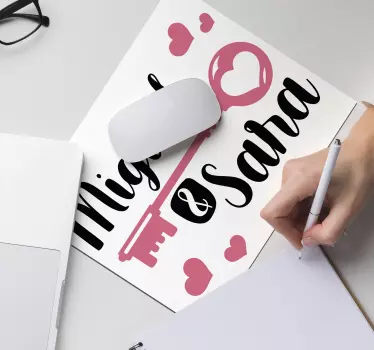 Podkładka pod mysz z imieniem kluczowa historia miłości - TenStickers