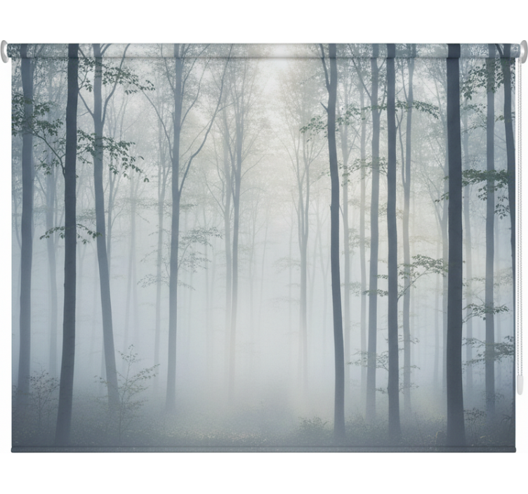 Roleta z drzewami w atmosferycznej mgle - TenStickers