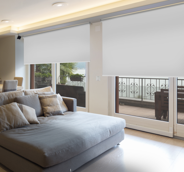 Roleta do salonu Białe zaciemnienie - TenStickers