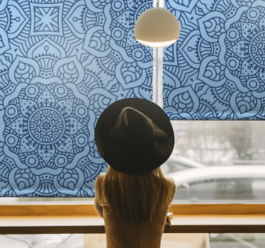 Roleta do salonu zen niebieska mandala - TenStickers