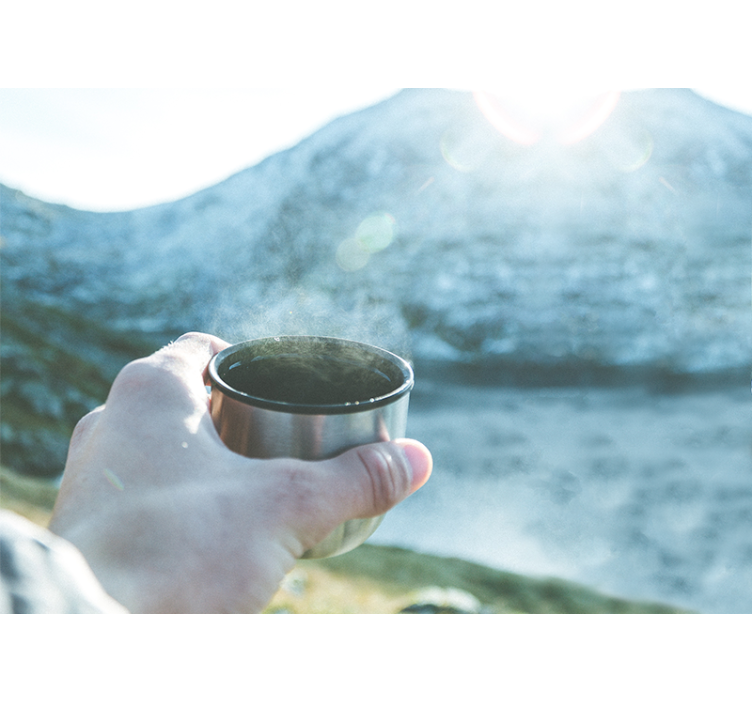 Fototapeta ludzie trzymający napój - TenStickers