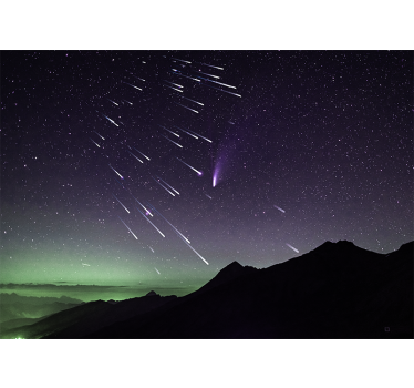 Fototapeta na ścianę z pejzażem deszcz meteorów  - TenStickers