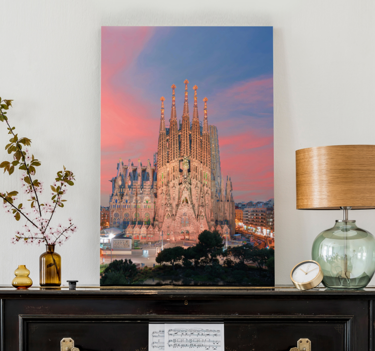 Obraz miasto sagrada familia o zachodzie słońca - TenStickers