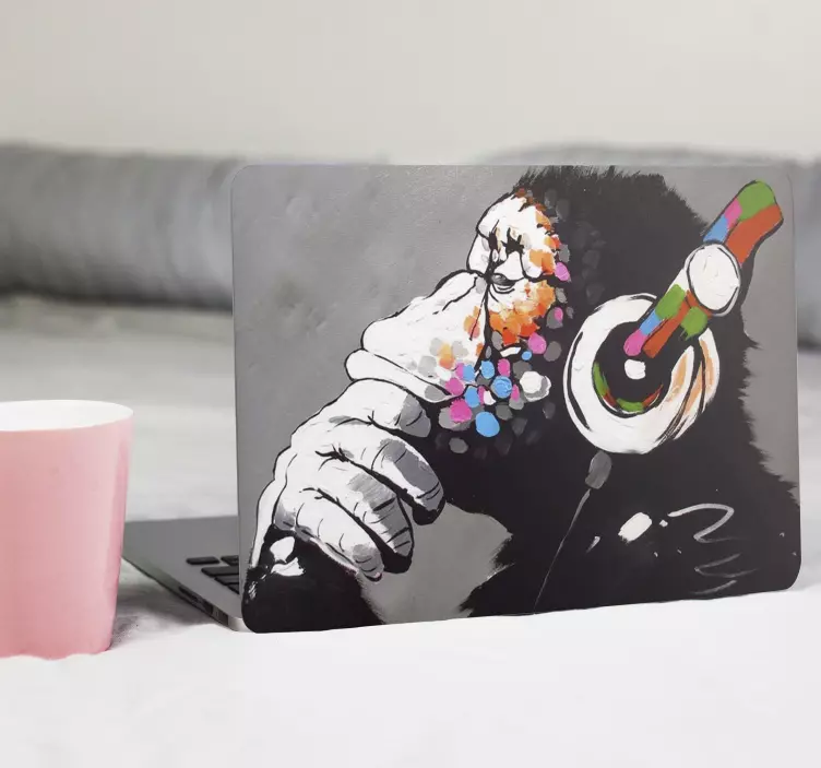 Naklejka na laptopa Dj monkey graffiti bansky - TenStickers
