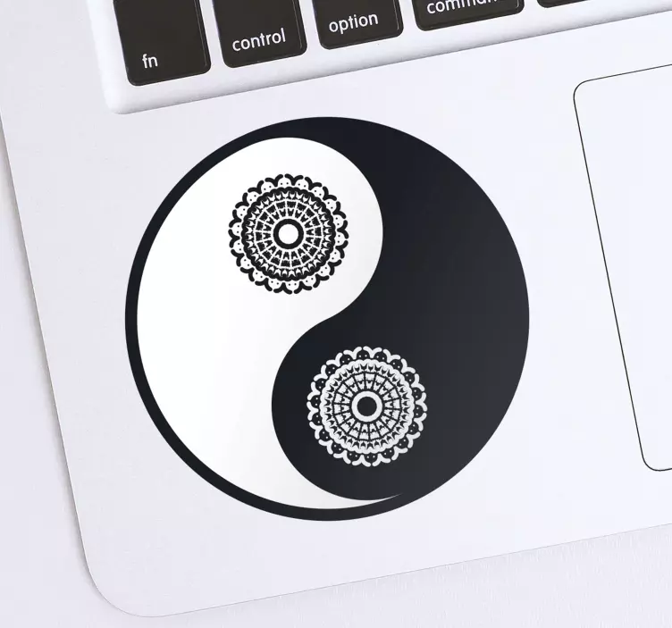 Naklejka na laptopa motyw yin yang - TenStickers