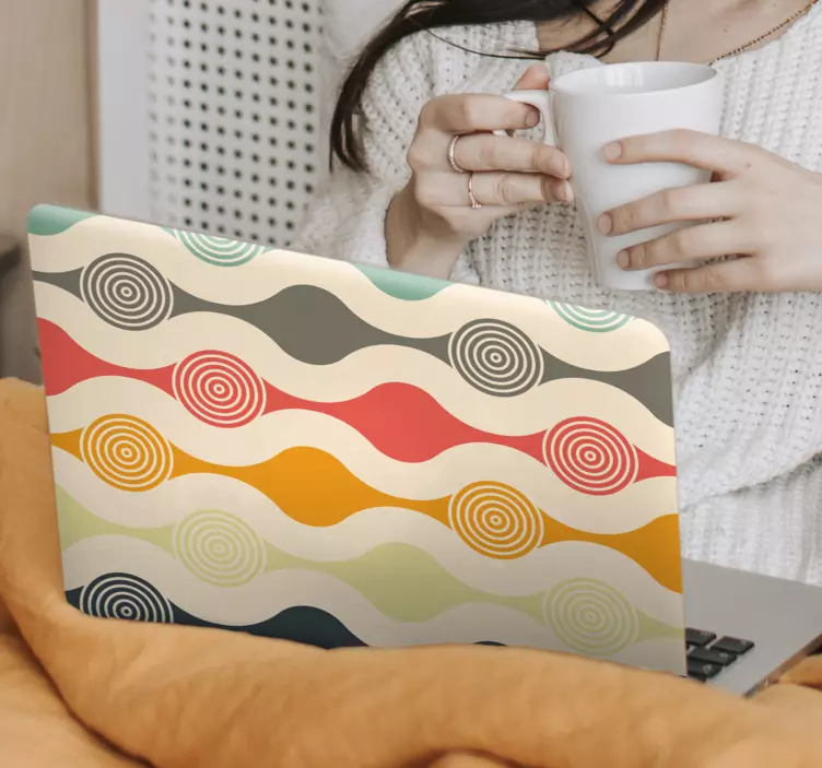 Naklejka na laptopa Wielokolorowe koła z lat 70 - TenStickers