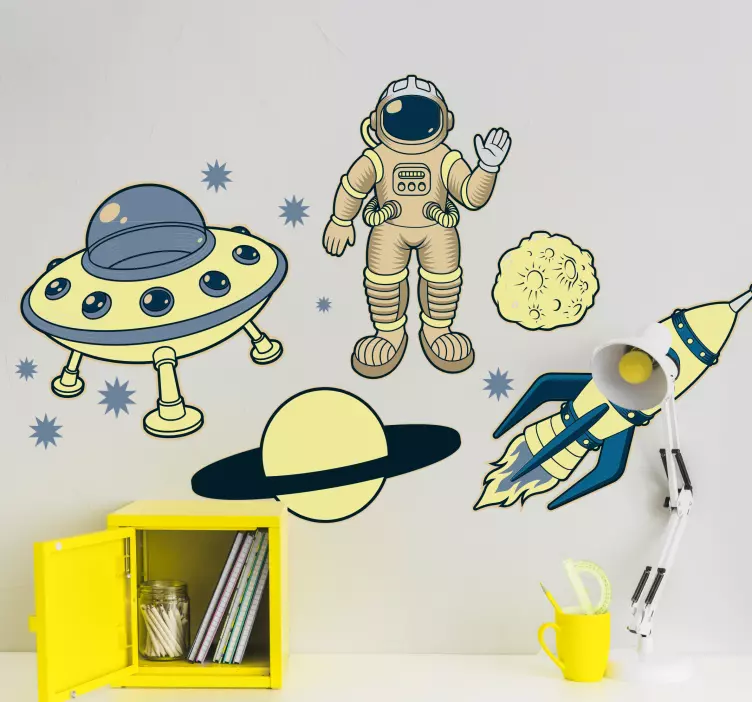 Naklejka na ścianę kosmos astronauta żółta przygoda - TenStickers