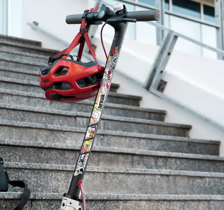 Naklejka na skuter patinete bomba - TenStickers