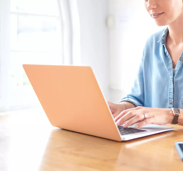 Naklejka na laptopa brzoskwiniowy puch - TenStickers