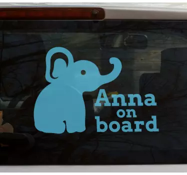 Dziecko w aucie naklejka Słodki słoń - TenStickers