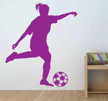 Naklejka na ścianę do salonu dekoracyjna kobieta piłkarz - TenStickers