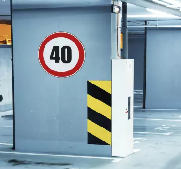 Naklejka dekoracyjna znak drogowy 40 - TenStickers