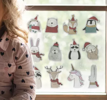 Naklejka dla dzieci na szyby Świątczne zwierzęta  - TenStickers
