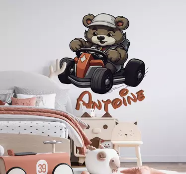 Naklejka do pokoju dziecięcego wyścigowy niedźwiedź - TenStickers
