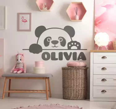 Naklejka do pokoju niemowlaka mała panda z imieniem - TenStickers