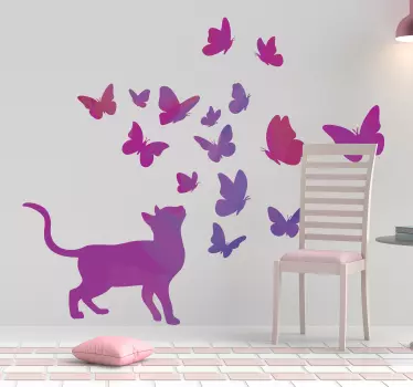 Naklejka kot patrzący na motyle - TenStickers