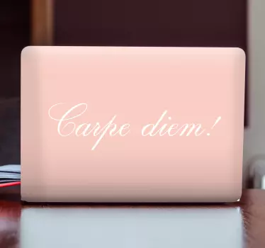 Naklejka na laptop Carpe diem delikatny cienki napis - TenStickers