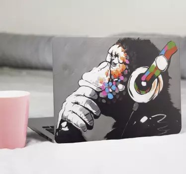 Naklejka na laptopa Dj monkey graffiti bansky - TenStickers