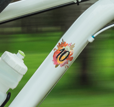 Naklejka na rower projekt liczb kwiatowych - TenStickers