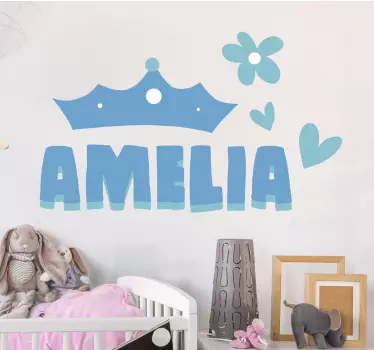 Naklejka na ścianę dla dzieci korona z sercem i imieniem - TenStickers