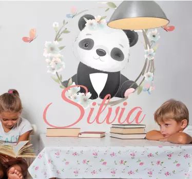 Naklejka na ścianę dla dzieci panda z kwiatami i imieniem - TenStickers