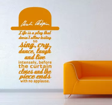 Naklejka na ścianę do sypialni Charlie Chaplin - TenStickers