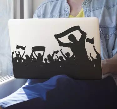 Naklejka na ścianę piłka nożna kibice na laptop - TenStickers