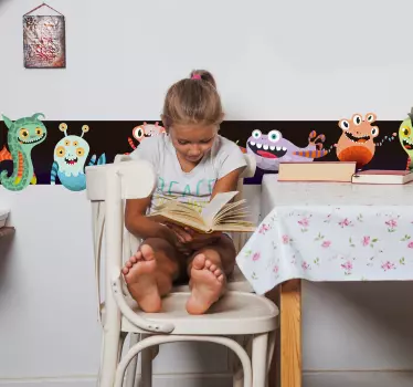 Naklejka na ścianę szlaczki żywe animowane postacie - TenStickers