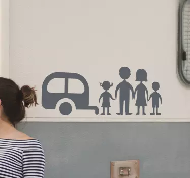Naklejka na kampera rodzina z przyczepą - TenStickers
