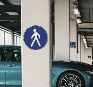 Naklejka ścienna znaki drogowe pieszy - TenStickers