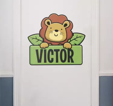 Okleina na drzwi spersonalizowane imię lwa - TenStickers
