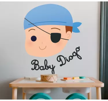 Piracka naklejka na ścianę z imieniem dziecka - TenStickers