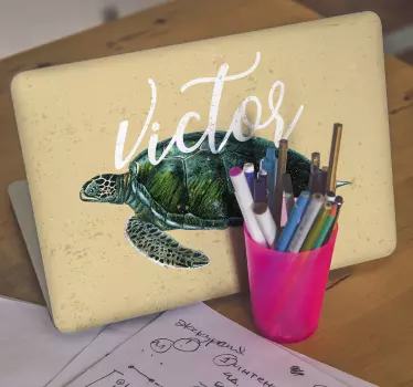 Skórka na laptopa żółw morski z imieniem - TenStickers