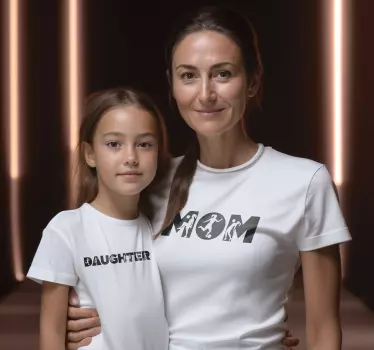 Koszulka dla mamy i córki mama i córka w piłce nożnej - TenStickers