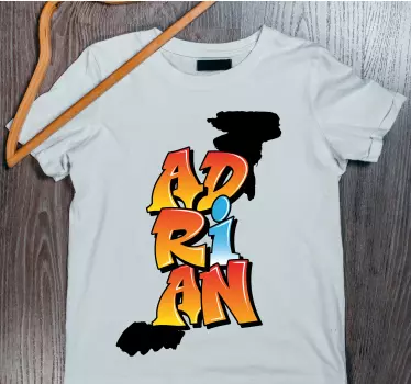 Personalizowana koszulka z imieniem adrian - TenStickers