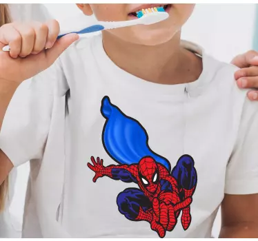 Spiderman z niebieską koszulą dziecięcą koszulą - TenStickers