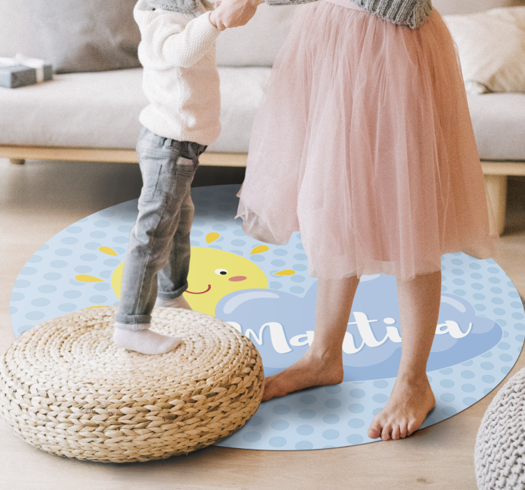 Dziecięcy dywan winylowy słońce i chmura z imieniem - TenStickers