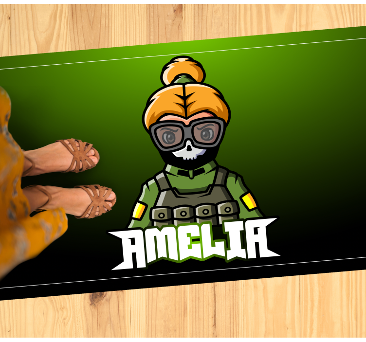 Dywan winylowy dla nastolatków kobieta żołnierz z imieniem - TenStickers