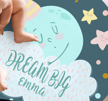 Dywan winylowy z imieniem marzycielski blask księżyca - TenStickers