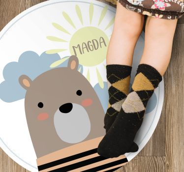 Mata winylowa z imieniem personalizowany niedźwiedź brunatny - TenStickers