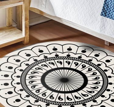Okrągły dywan do sypialni w stylu boho mandali - TenStickers