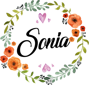 Dywan winylowy w kwiaty i rośliny z personalizowaną koroną - TenStickers