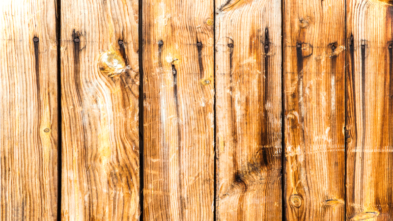 Chodnik winylowy do przedpokoju z surowych drewnianych desek - TenStickers